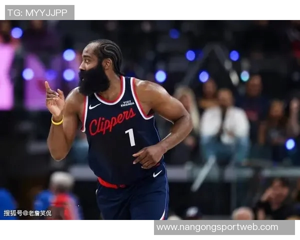 快船或将在明夏启动重建计划寻找接手哈登与小卡合同的合适人选