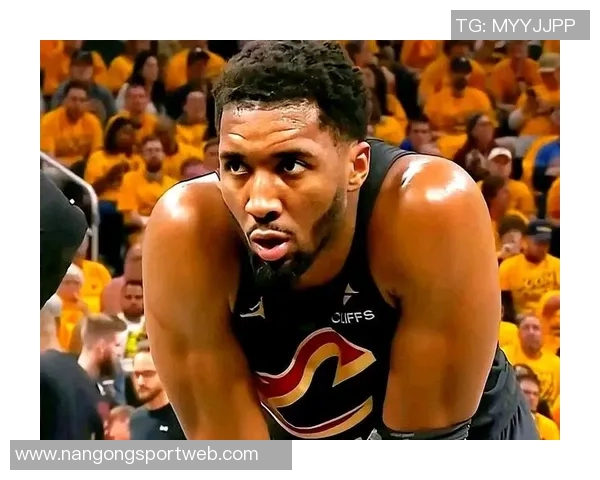 阿特金森赛前对米切尔的特别要求首次公开他期待40分的背后故事